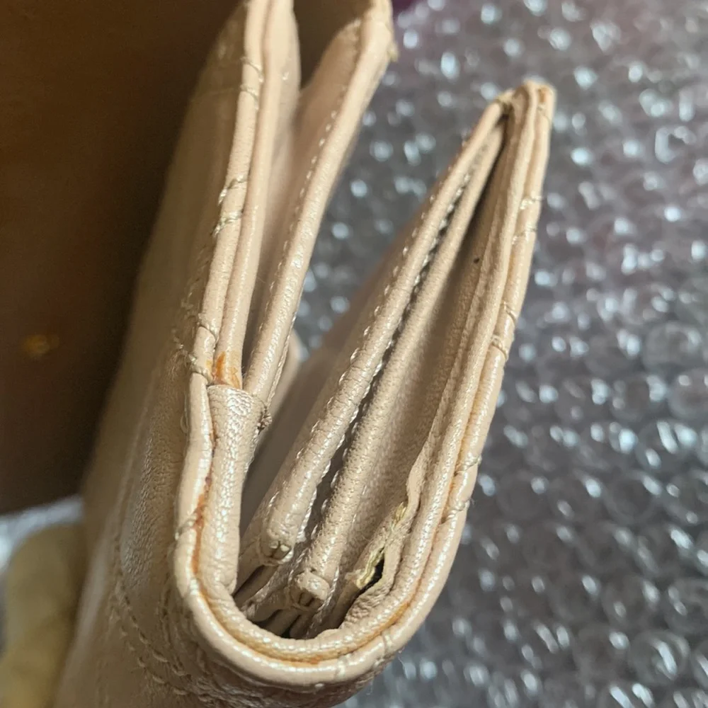 Marc Jacobs long wallet leather matelasse
